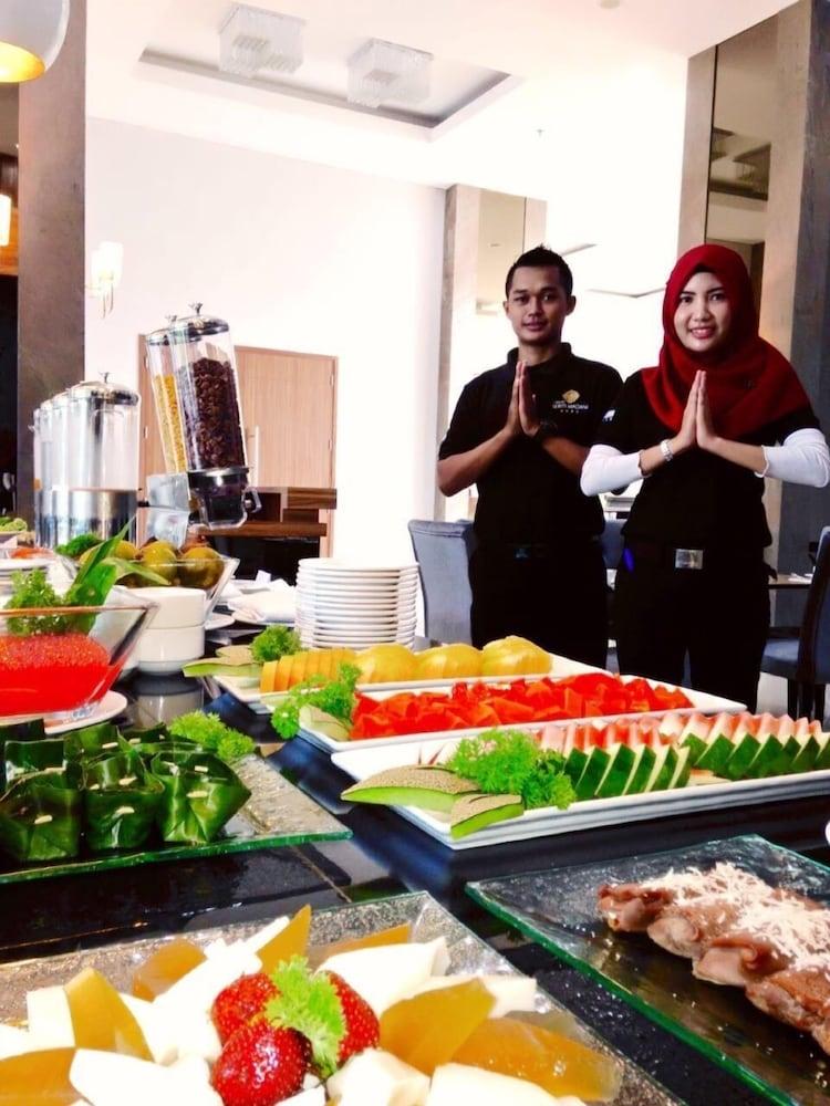 Grand Serela Yogyakarta Ngoại thất bức ảnh
