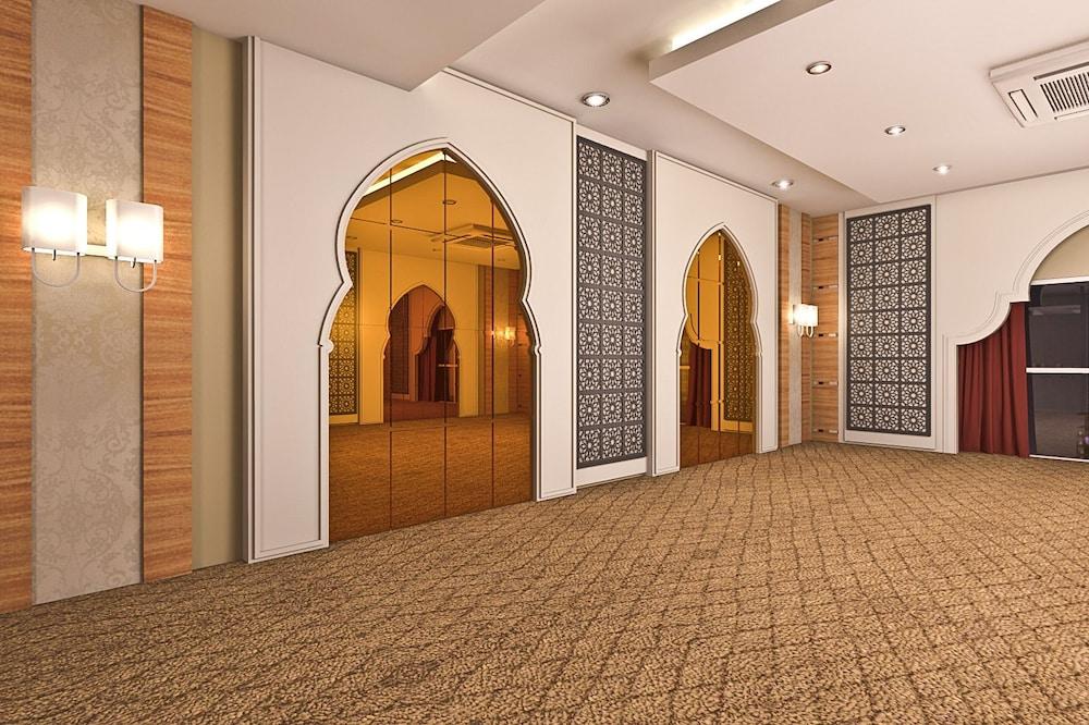 Grand Serela Yogyakarta Ngoại thất bức ảnh
