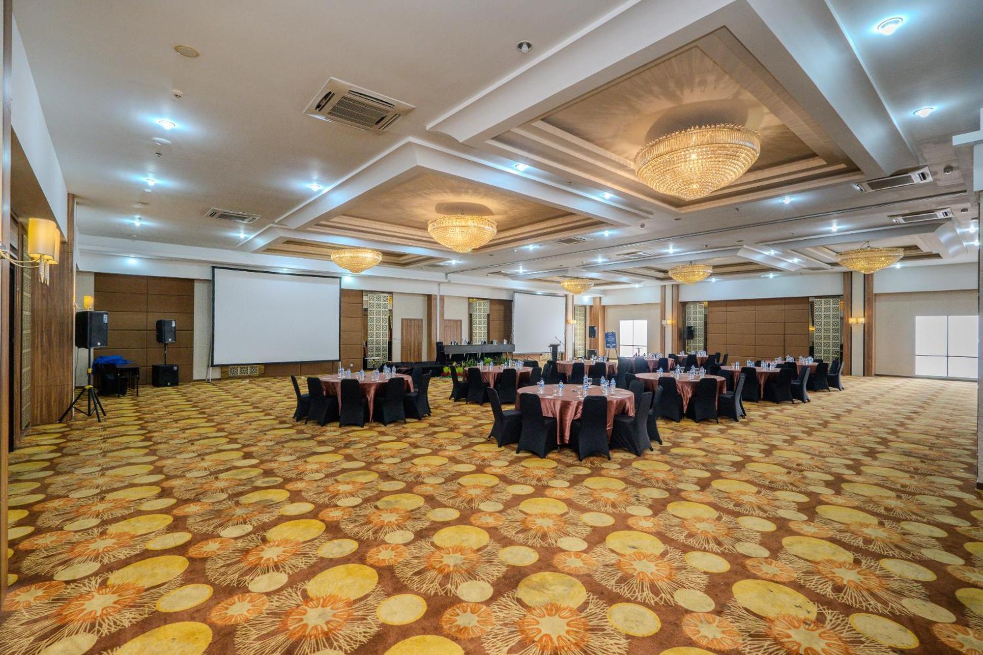 Grand Serela Yogyakarta Ngoại thất bức ảnh