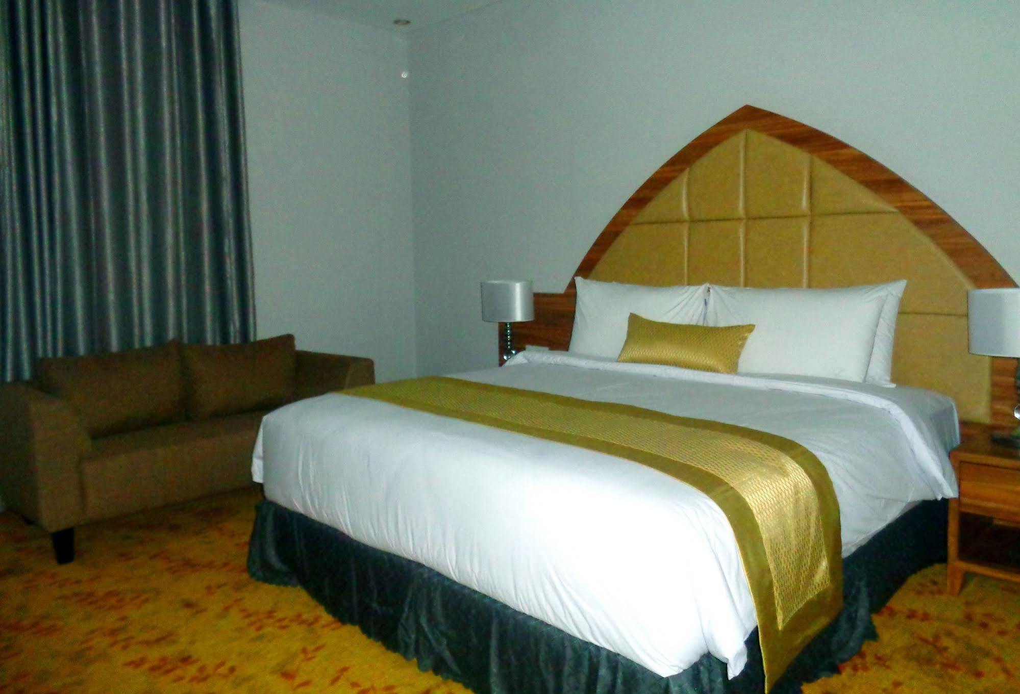 Grand Serela Yogyakarta Ngoại thất bức ảnh